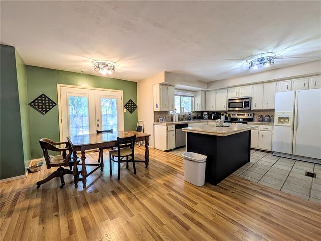 308 Ranch Circle, Enid, OK 73703