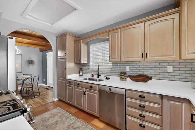 1617 Anderson Place SE, Albuquerque, NM 87108