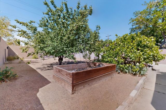 1617 Anderson Place SE, Albuquerque, NM 87108
