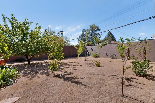 1617 Anderson Place SE, Albuquerque, NM 87108
