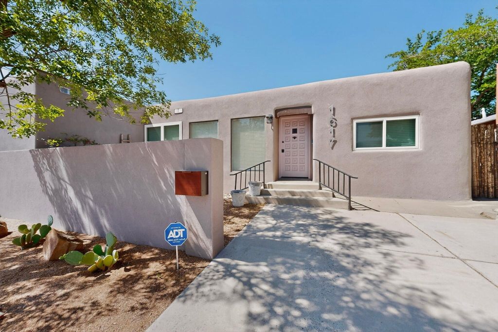 1617 Anderson Place SE, Albuquerque, NM 87108