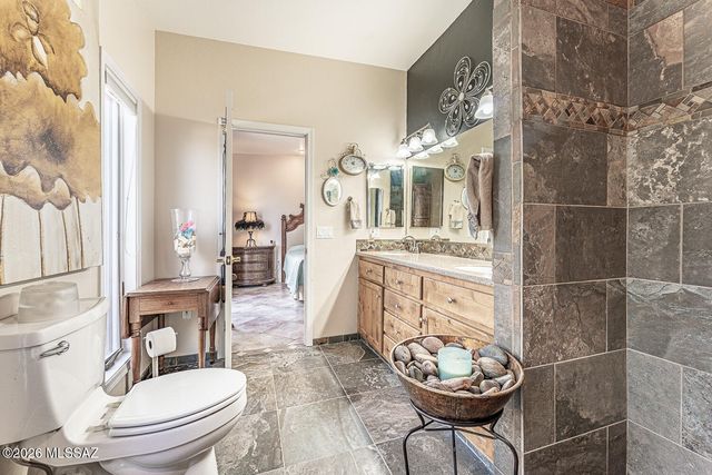 657 S Placita Del Desierto, Green Valley, AZ 85614