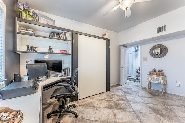 657 S Placita Del Desierto, Green Valley, AZ 85614