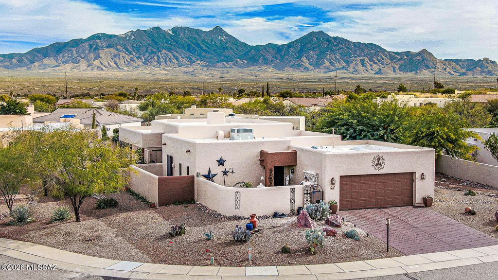 657 S Placita Del Desierto, Green Valley, AZ 85614