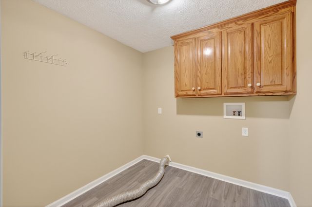 210 Matt Dr, Bell Buckle, TN 37020