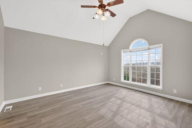 210 Matt Dr, Bell Buckle, TN 37020