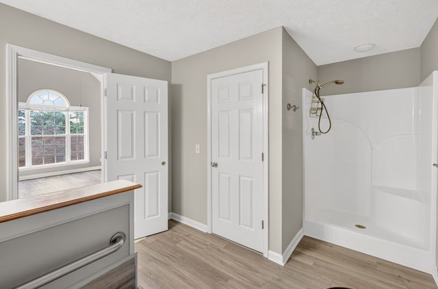 210 Matt Dr, Bell Buckle, TN 37020