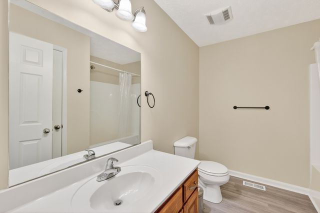 210 Matt Dr, Bell Buckle, TN 37020