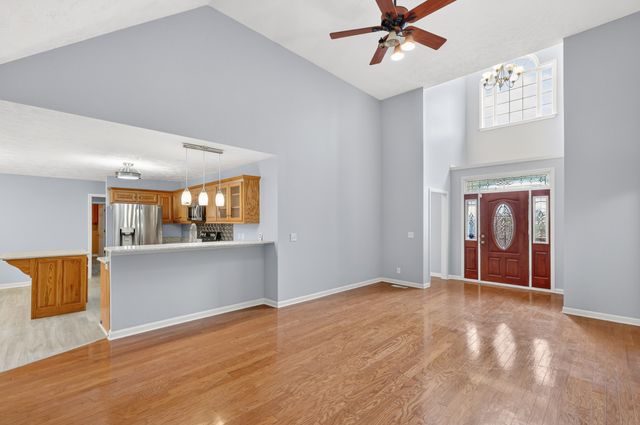 210 Matt Dr, Bell Buckle, TN 37020