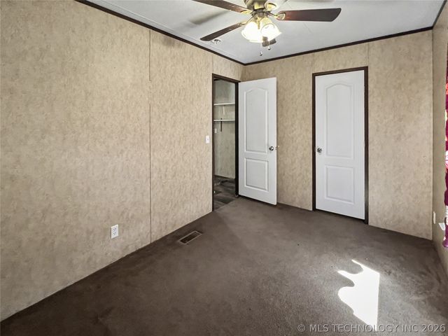 6050 N 38th Street E, Fort Gibson, OK 74434