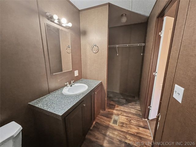 6050 N 38th Street E, Fort Gibson, OK 74434