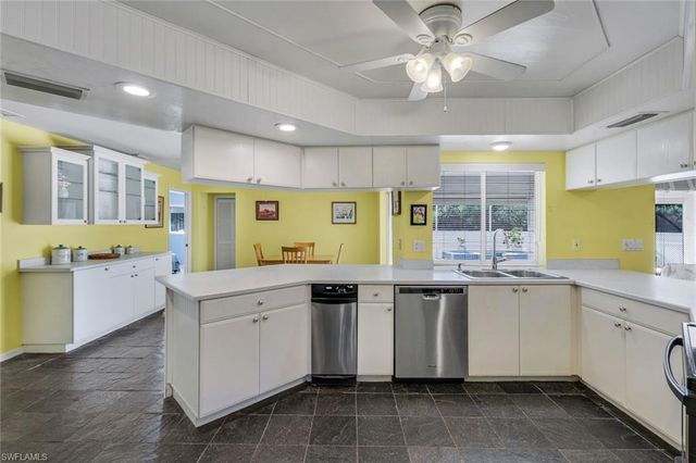 6029 & 6031 Higgins AVE, Fort Myers, FL 33905