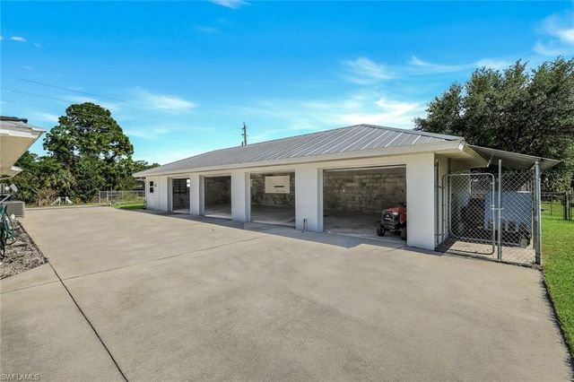 6029 & 6031 Higgins AVE, Fort Myers, FL 33905