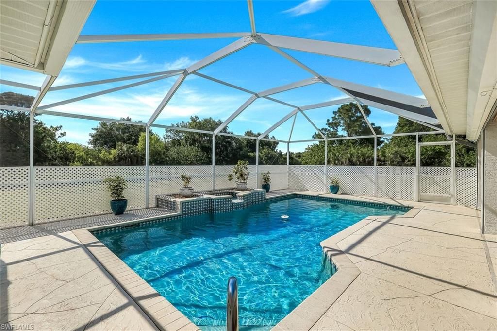 6029 & 6031 Higgins AVE, Fort Myers, FL 33905