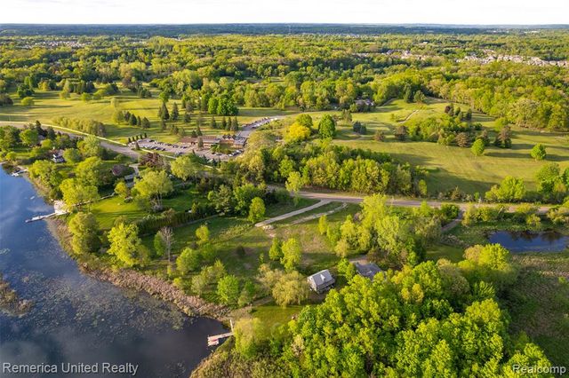 Lot 18 VL Golf Club, Howell, MI 48843