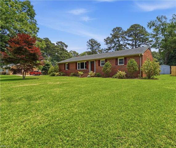 5825 Barberry LN, Portsmouth, VA 23703