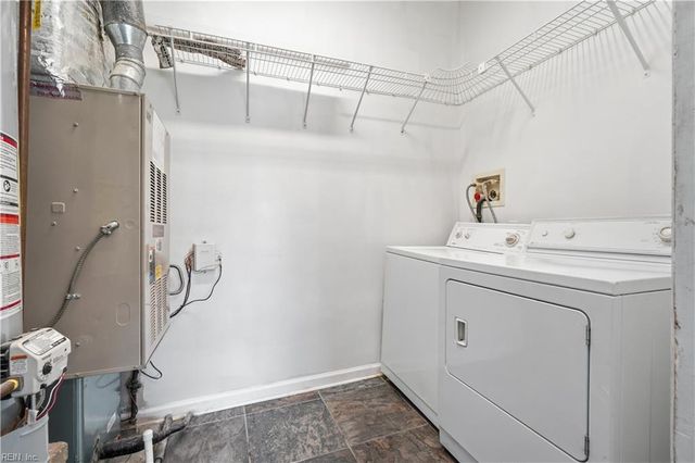 5825 Barberry LN, Portsmouth, VA 23703
