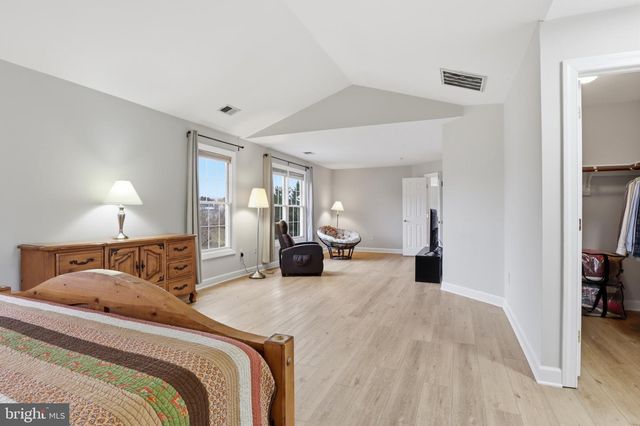 11418 TALL FOREST CIR, Germantown, MD 20876