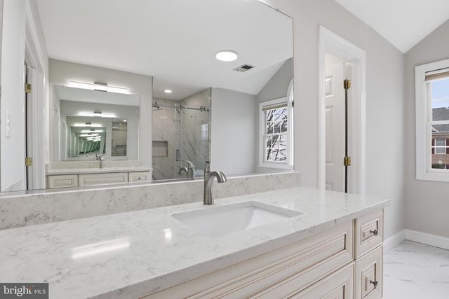 11418 TALL FOREST CIR, Germantown, MD 20876