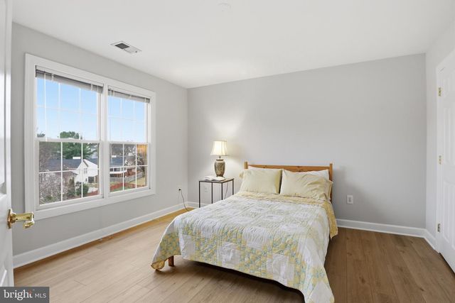 11418 TALL FOREST CIR, Germantown, MD 20876