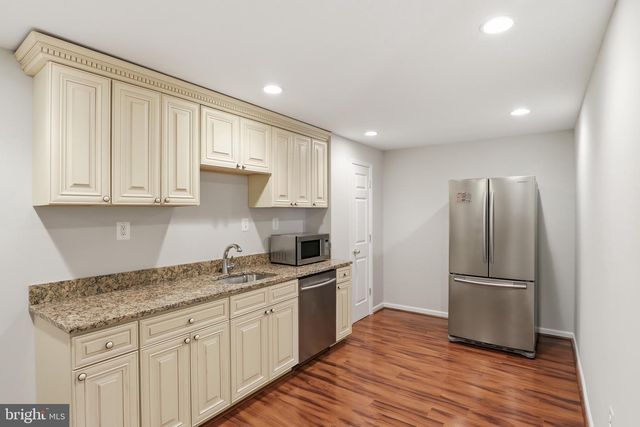 11418 TALL FOREST CIR, Germantown, MD 20876