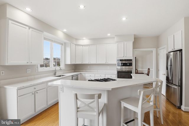 11418 TALL FOREST CIR, Germantown, MD 20876