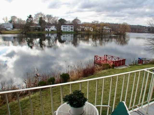 18 Hamilton Rd 205, Arlington, MA 02474