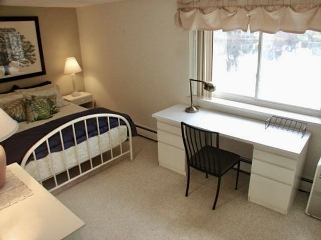 18 Hamilton Rd 205, Arlington, MA 02474