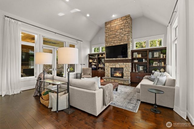 5927 178th Court SE, Bellevue, WA 98006