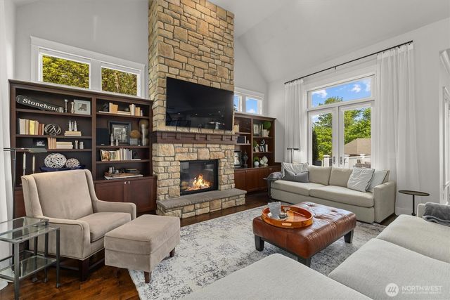 5927 178th Court SE, Bellevue, WA 98006