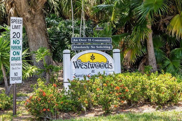6581 APPROACH ROAD 63, Sarasota, FL 34238