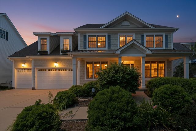 125 Goldenrod Drive, Sugar Grove, IL 60554