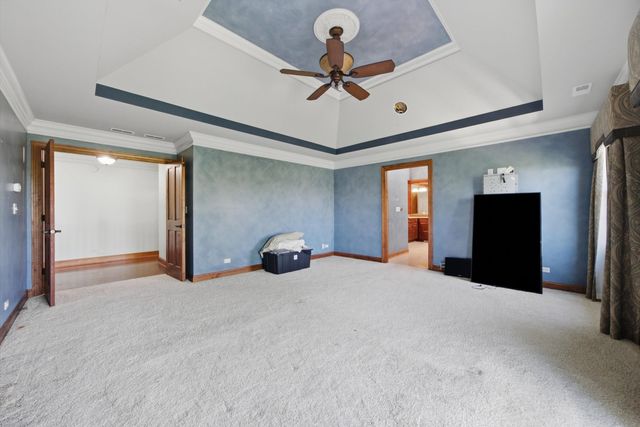 125 Goldenrod Drive, Sugar Grove, IL 60554