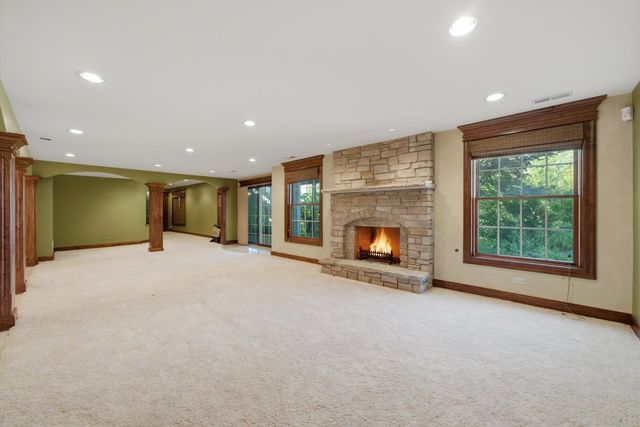 125 Goldenrod Drive, Sugar Grove, IL 60554