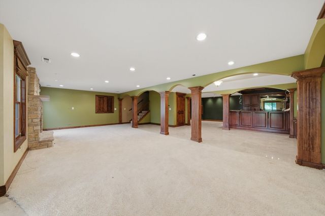 125 Goldenrod Drive, Sugar Grove, IL 60554