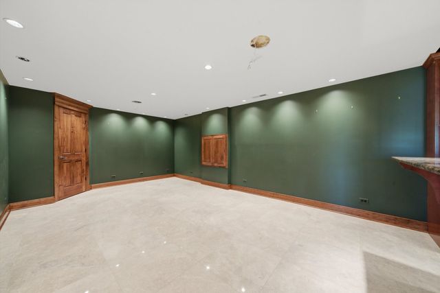 125 Goldenrod Drive, Sugar Grove, IL 60554