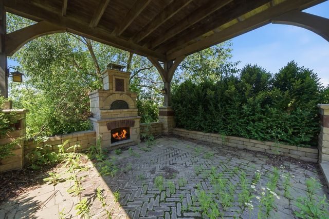 125 Goldenrod Drive, Sugar Grove, IL 60554