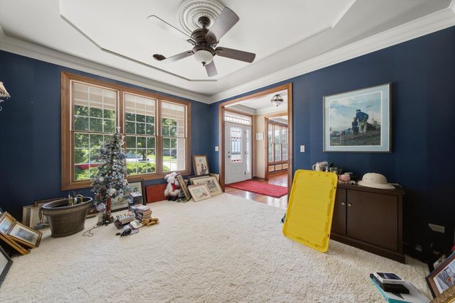 125 Goldenrod Drive, Sugar Grove, IL 60554