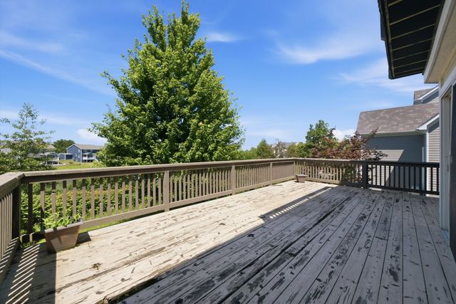 125 Goldenrod Drive, Sugar Grove, IL 60554