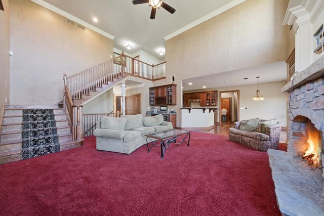 125 Goldenrod Drive, Sugar Grove, IL 60554