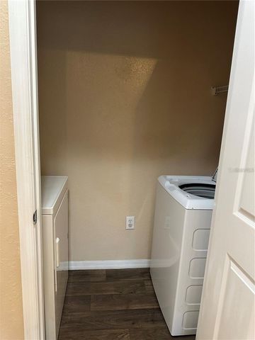 10019 COURTNEY PALMS BOULEVARD 303, Tampa, FL 33619
