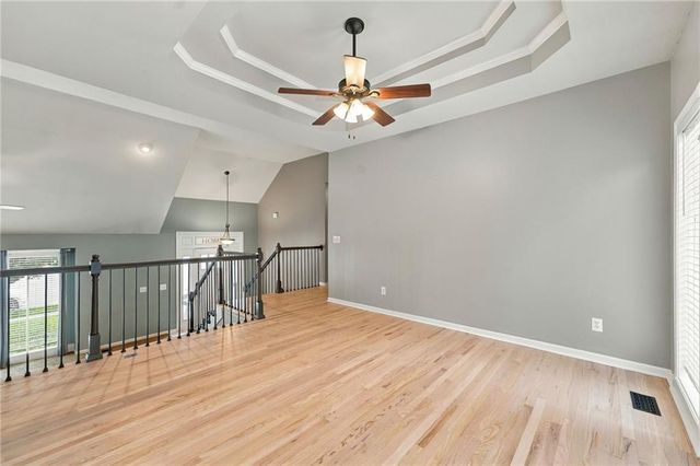 7552 N Tullis Avenue, Kansas City, MO 64158
