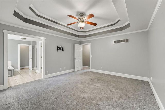 7552 N Tullis Avenue, Kansas City, MO 64158
