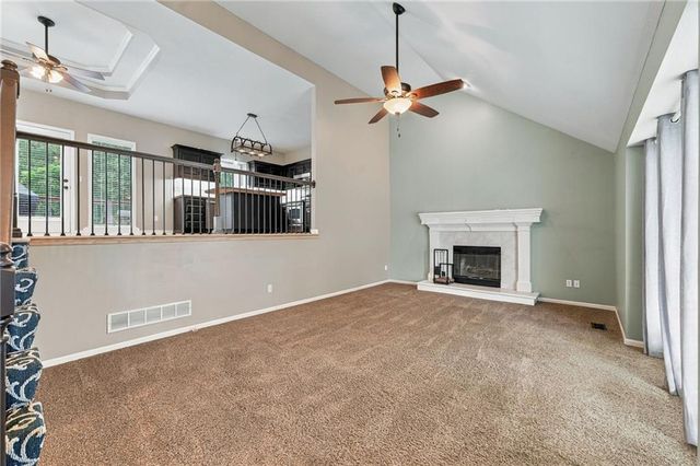 7552 N Tullis Avenue, Kansas City, MO 64158