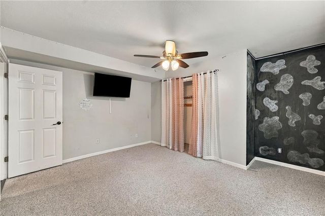 7552 N Tullis Avenue, Kansas City, MO 64158