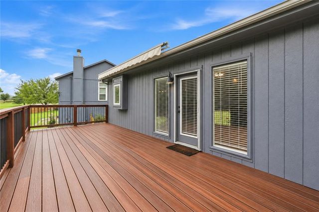 7552 N Tullis Avenue, Kansas City, MO 64158