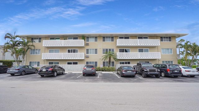 3220 Bayview Drive 202, Fort Lauderdale, FL 33306