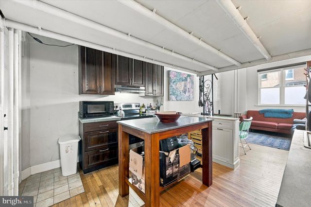 2800 POPLAR ST, Philadelphia, PA 19130
