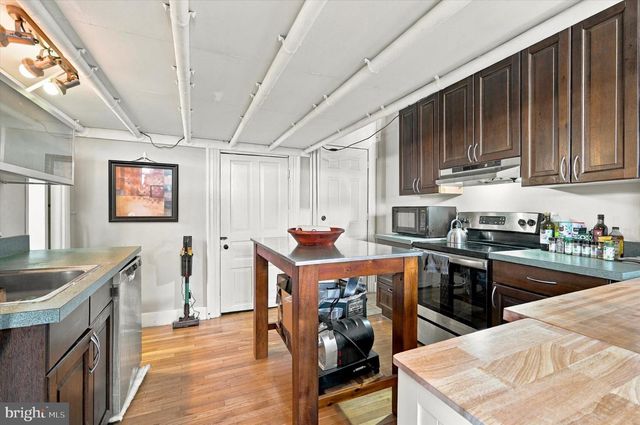 2800 POPLAR ST, Philadelphia, PA 19130