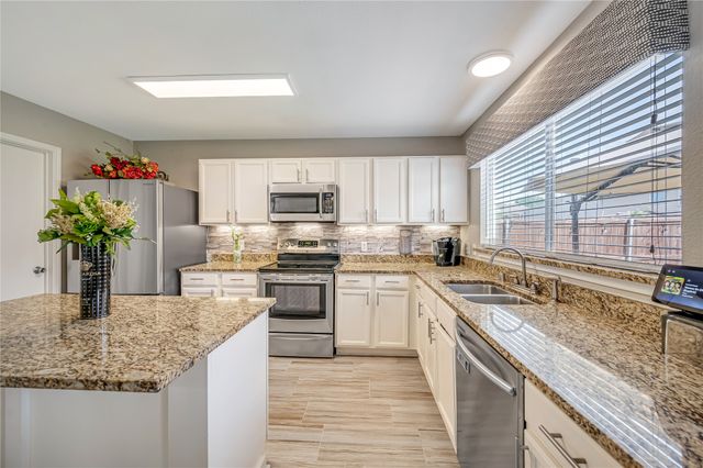 1513 Morning Dove, Aubrey, TX 76227